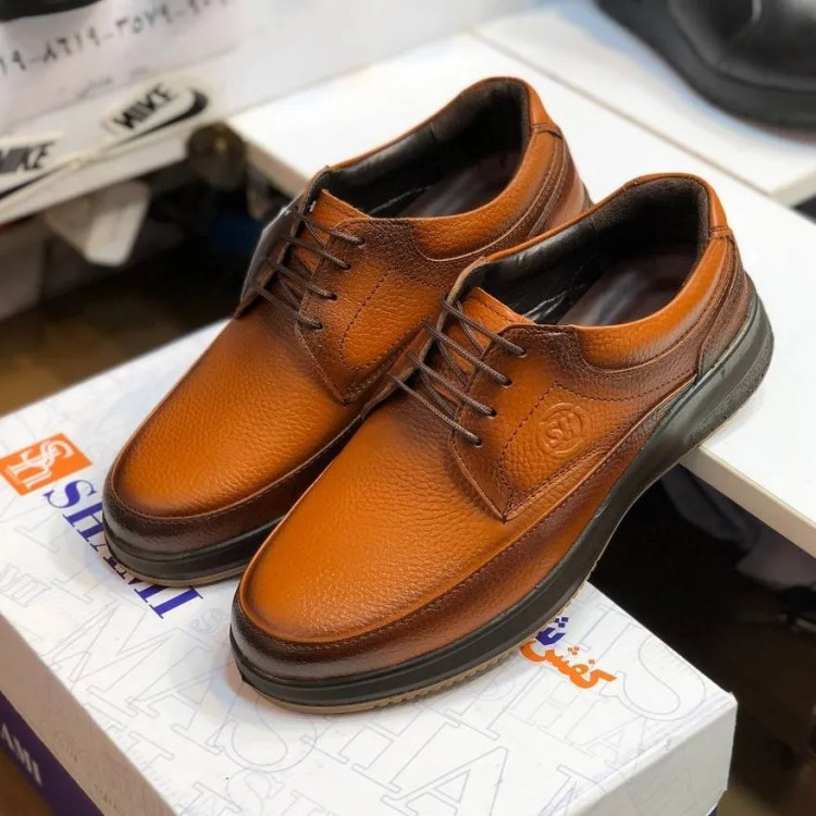 کفش مردانه چرم طبیعی شامی بندی عسلی راحت و اداری مناسب پنجه پهن