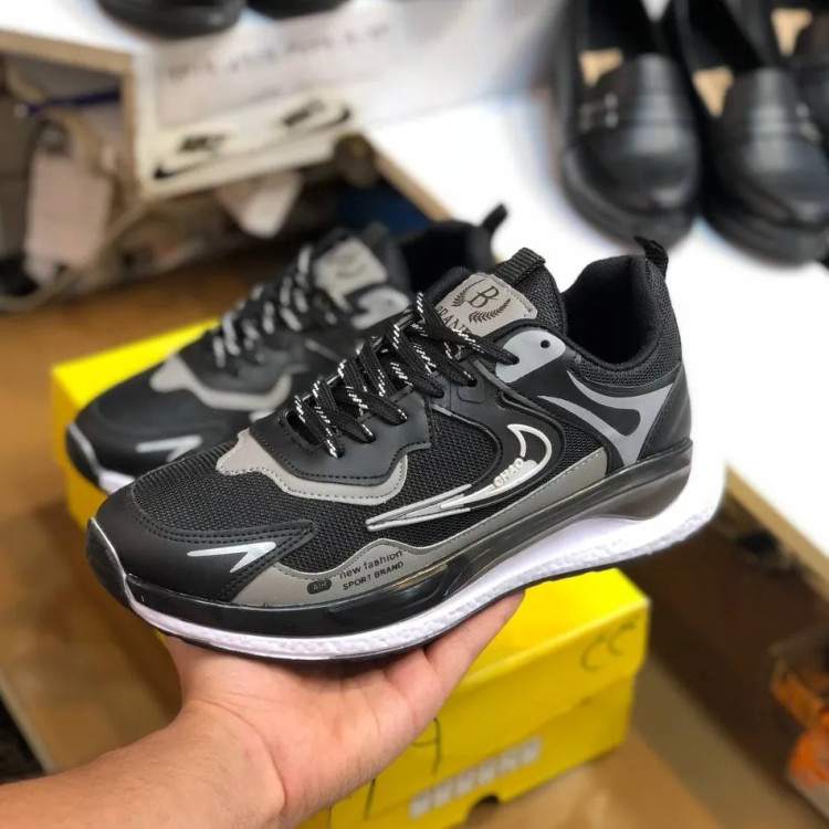 کفش اسپرت مردانه شیک و راحت، مناسب باشگاه و پیاده روی، قابل شستشو