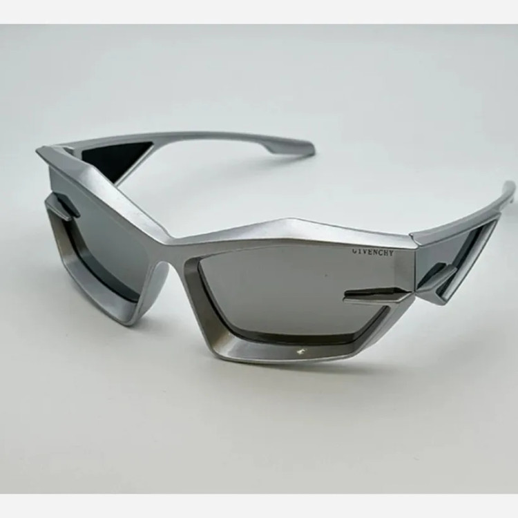 عینک آفتابی جیوانچی