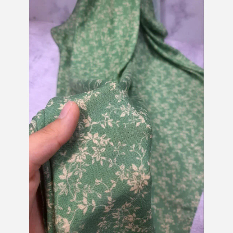 روسری طرح سوگند نخی قواره متوسط ریز نقش مناسب زیر چادر