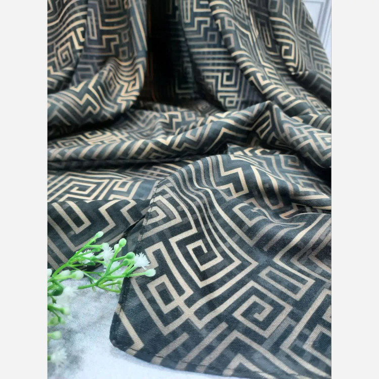 روسری طرح سیمین مشکی ریز نقش قواره بزرگ نخ کاستوم سیتو شیک مجلسی و روزمره