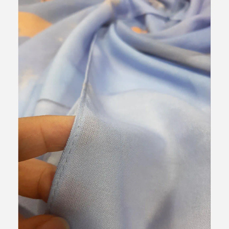 شال زنانه طرح آبرنگی آبی جنس نخ کاستوم سایز 70x200 سانتی متر