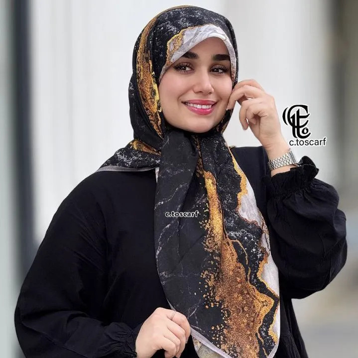 روسری طرح رزین نخ کاستوم سیتو مشکی سرخابی طلایی