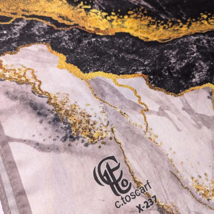روسری طرح رزین نخ کاستوم سیتو مشکی سرخابی طلایی
