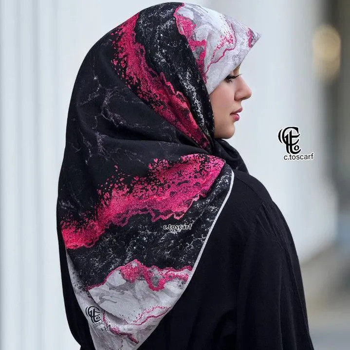 روسری طرح رزین نخ کاستوم سیتو مشکی سرخابی طلایی