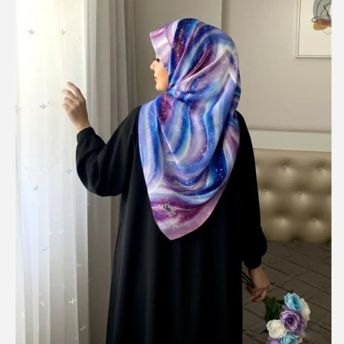 روسری زنانه طرح کهکشان بنفش و آبی سایز 140 جنس نخ کاستوم