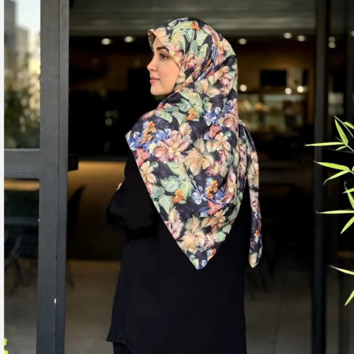 روسری نخی طرح دلسا سایز 140 چهار فصل زنانه