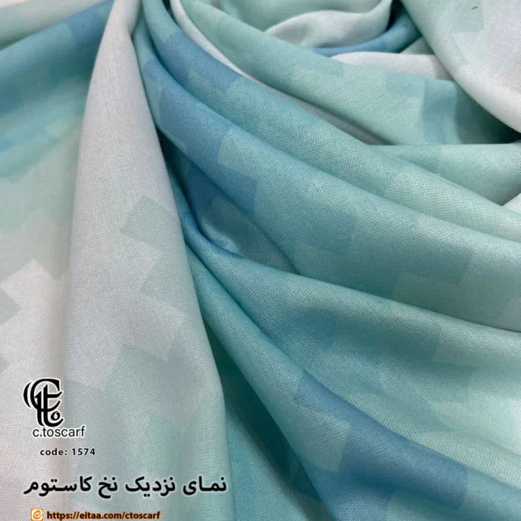 روسری نخی طرح پیکسل قواره بزرگ 140 سانتیمتر، شاد و ملیح، لیز نیست