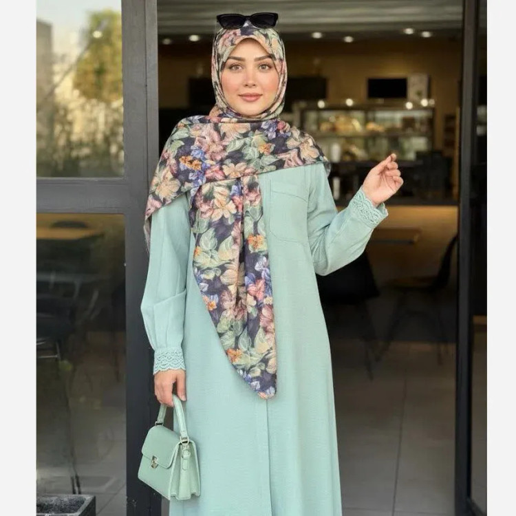 روسری نخی طرح دلسا سایز 140 چهار فصل زنانه