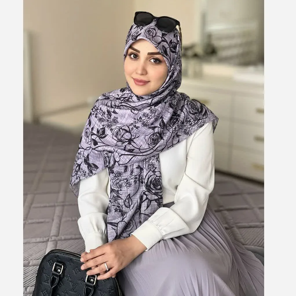 شال زنانه طرح گل رز مشکی طوسی شیک و خاص