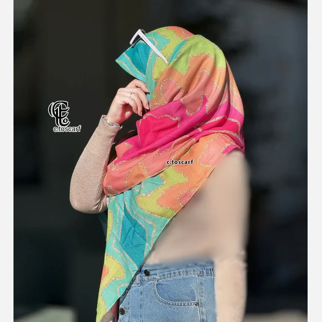 روسری طرح درسا قواره بزرگ دور چرخ دوز مزونی رنگی شاد و پرانرژی