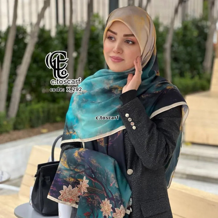 روسری نخی طرح گیتی قواره بزرگ 140 سانتیمتر | شال و روسری زنانه شیک