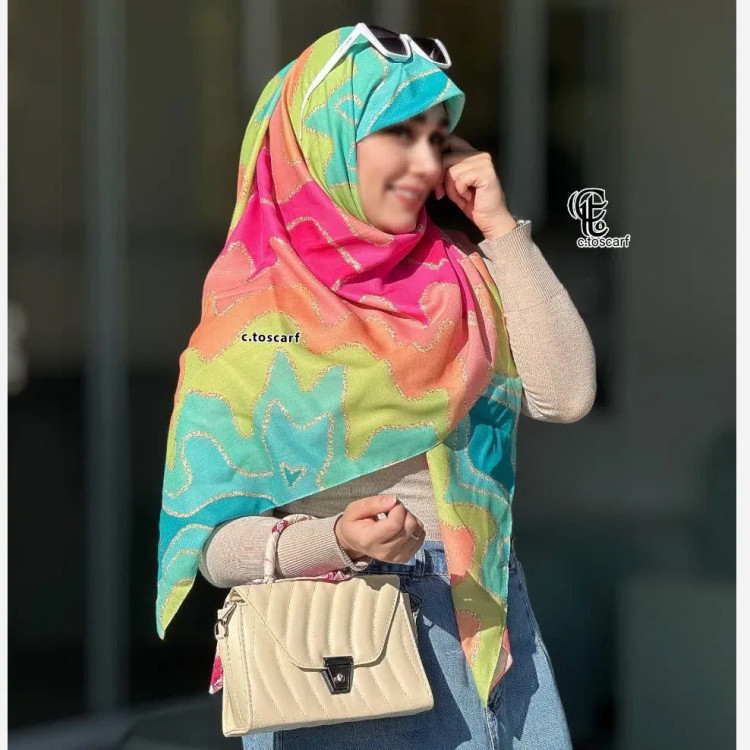 روسری زنانه طرح رنگین کمان با طرح شاد و درخشان - قواره متوسط