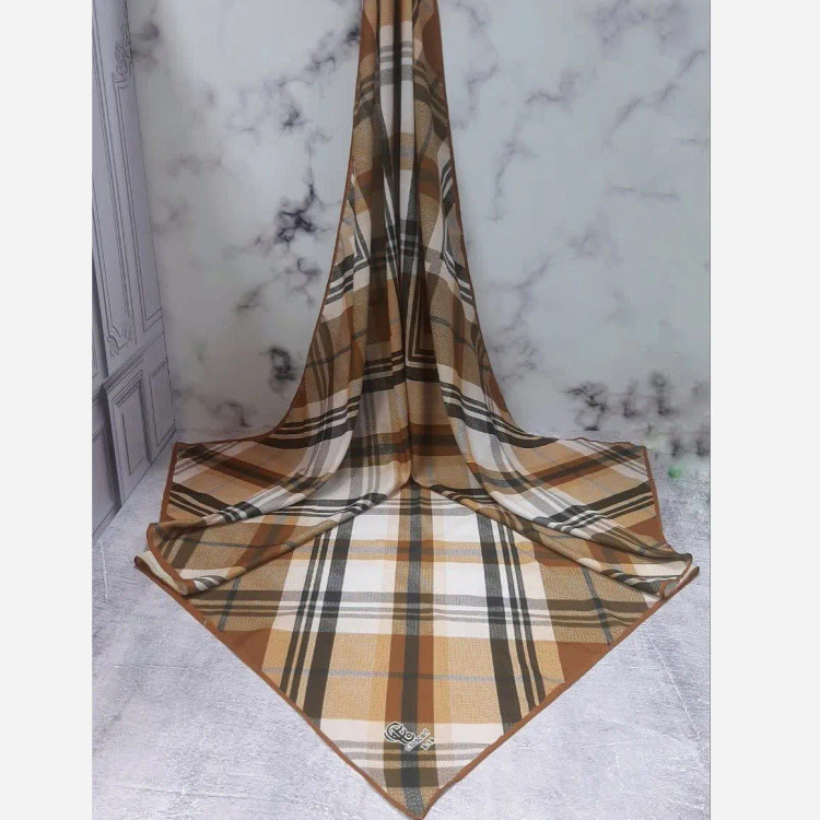 روسری طرح چهارخونه نخی مونالیزا قواره بزرگ 140 سانتیمتر شیک و مجلسی