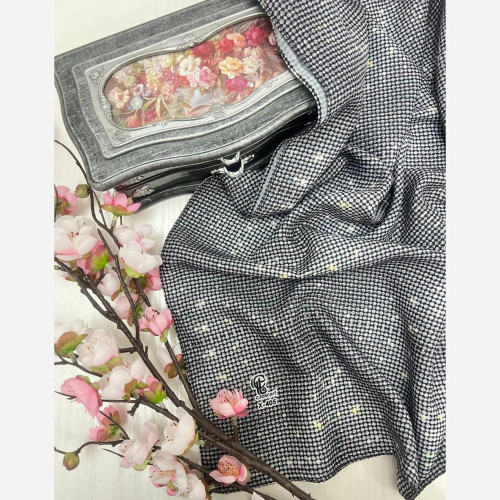 شال مجلسی نگین دار طرح سه بعدی سایز 140 جنس کتان چرخ دوز