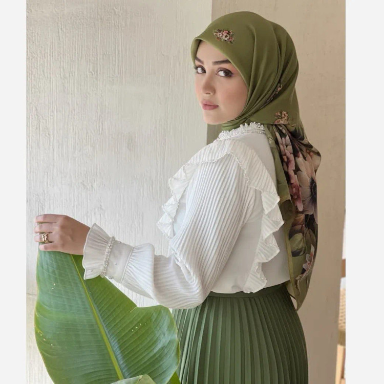 روسری نخی قواره بزرگ طرح گل برجسته 140 سانتی | شال مجلسی خاص