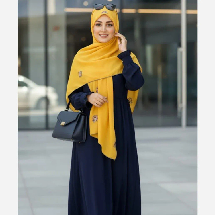 روسری نخی قواره بزرگ طرح گل برجسته 140 سانتی | شال مجلسی خاص