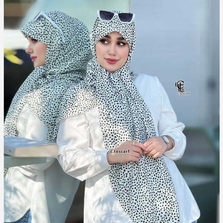 روسری نخی طرح خال خالی قواره 140 مجلسی دور چرخ دوز بدون لیز خوردگی