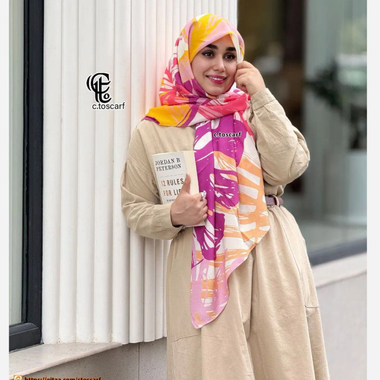 روسری طرح دار نخی سایز بزرگ مدل روشا چرخ دوز