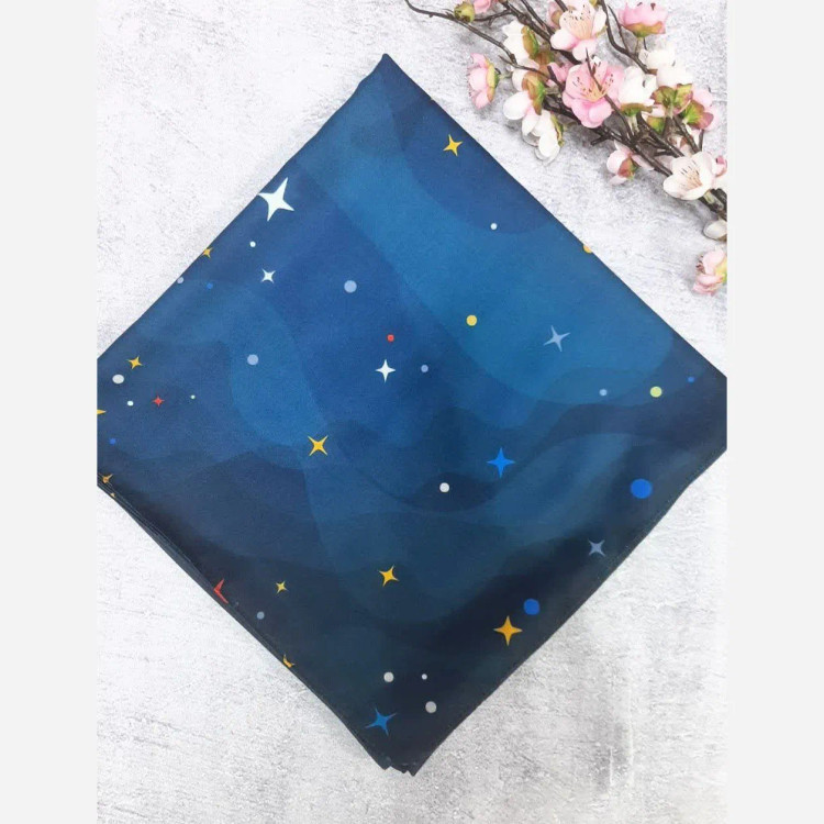 شال نخی قواره بزرگ طرح ستاره شب سرمه ای | بدون لیز خوردگی | 140 سانتی متر