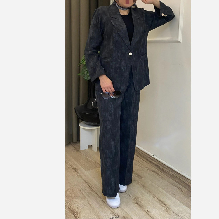 کت و شلوار زنانه شانتون گازوئیلی مشکی آستردار سایز 38 تا 42