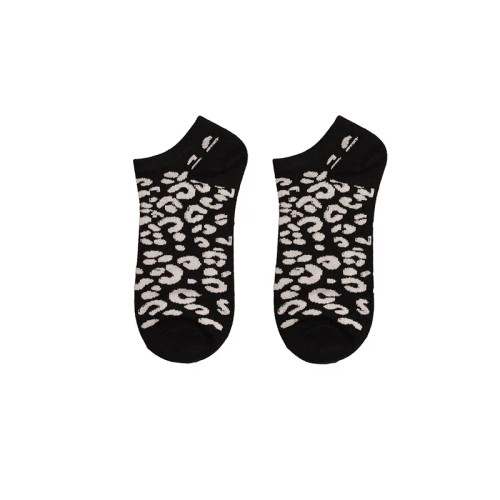 جوراب زنانه طرح پلنگی پشمی ضد حساسیت و ضد بو فری سایز (36 تا 40)