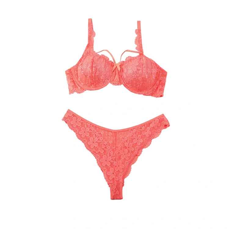 ست لباس زیر زنانه دانتل فنردار بکلس هارنس دار کاپ B