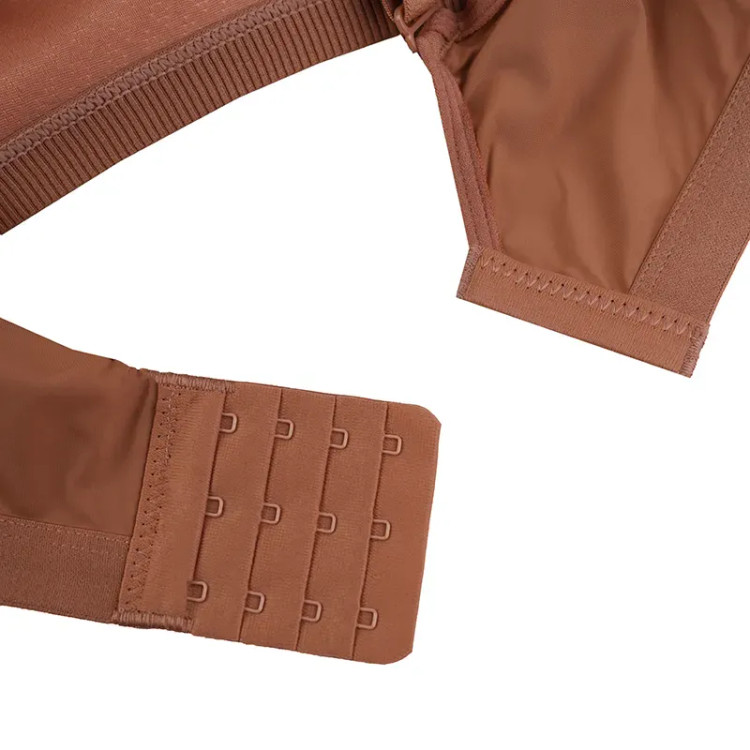 سوتین زنانه اسفنجی لیزری بدون فنر و جک با بند قابل تنظیم