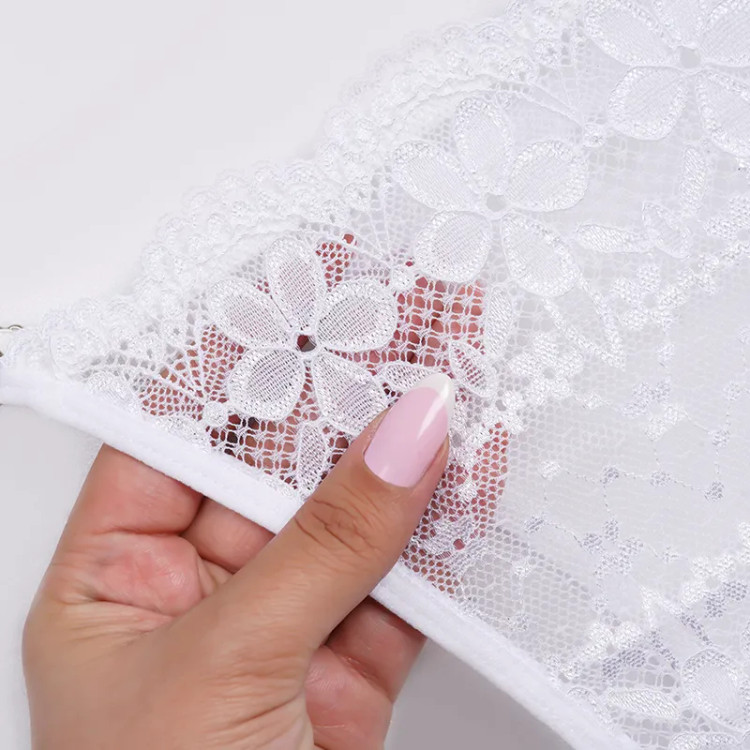 ست لباس زیر زنانه دانتل فنردار بکلس هارنس دار کاپ B