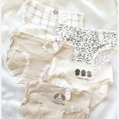 شورت زنانه عروسکی فانتزی کبریتی نخی طرح هاپو کرم