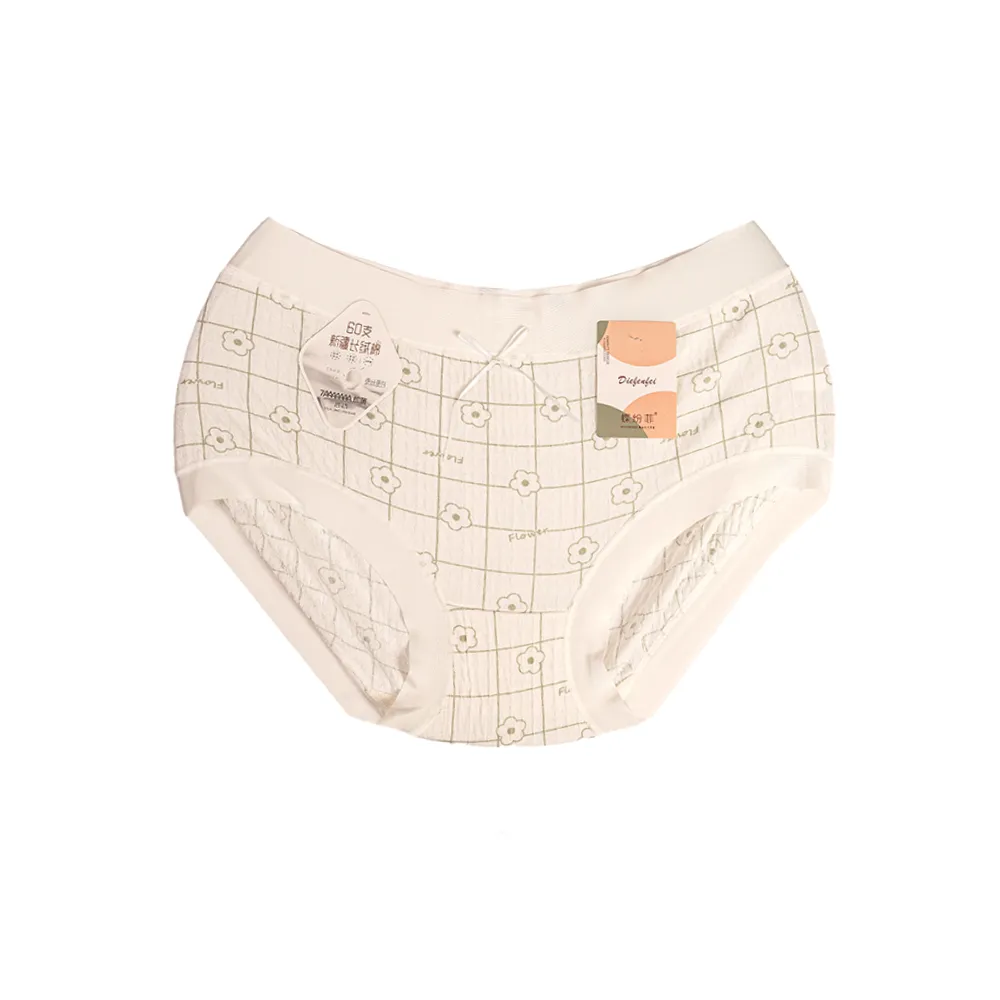 شورت زنانه طرح گل ژاکارد لیزری فری سایز مدل اسلیپ