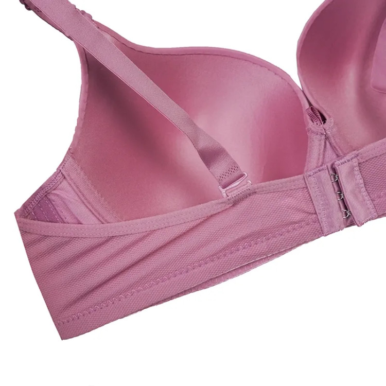 سوتین زنانه فنردار اسفنجی نخی مدل بدون جک در سایزهای مختلف