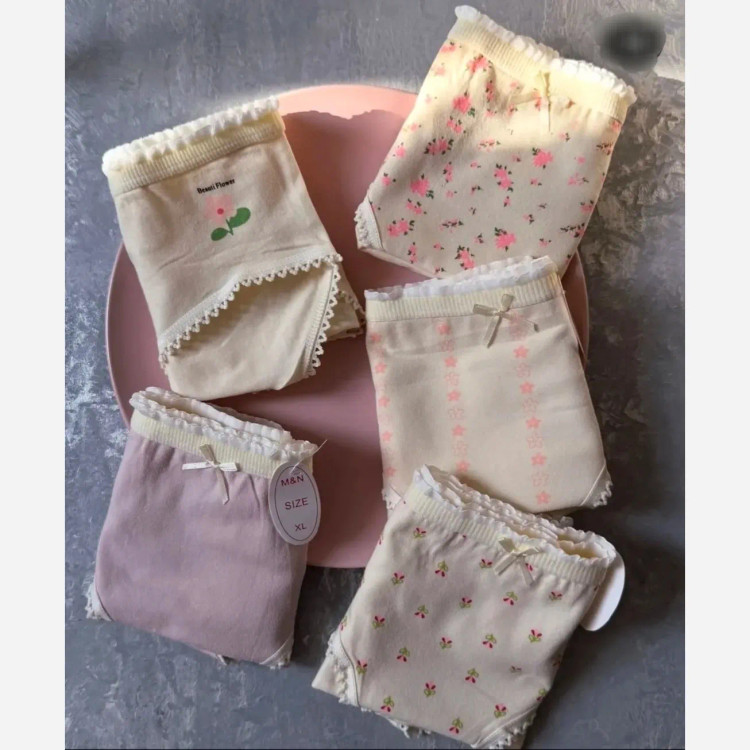 پک 5 عددی شورت زنانه تمام نخ عروسکی فانتزی طرح گل گلی راحت سایز بزرگ