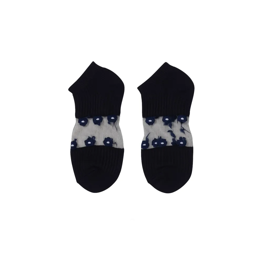 جوراب زنانه طرح گل گیپور نازک فری سایز مناسب 36 تا 40