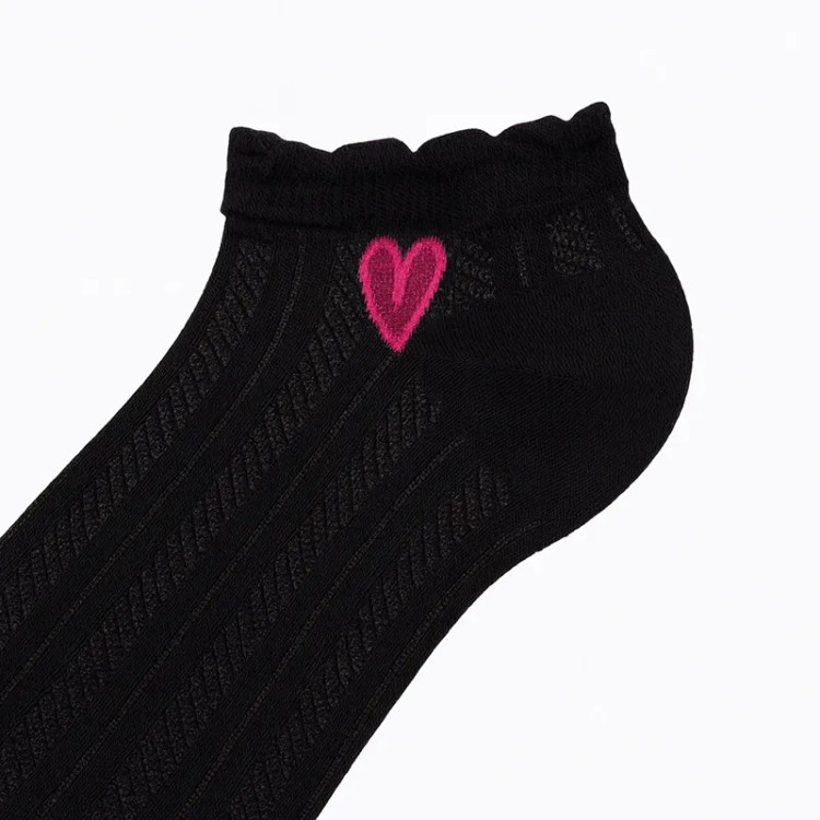 جوراب زنانه طرح قلب مشکی فری سایز (مناسب 36 تا 40)