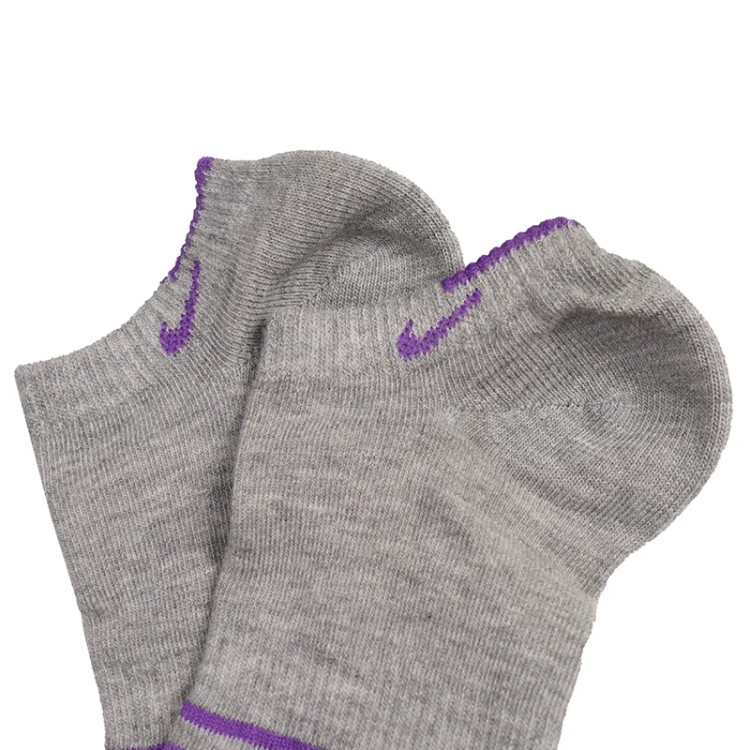 جوراب ساق کوتاه زنانه طرح نایک مدل خط دار فری سایز